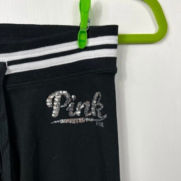 Victoria Secret Pink Yoga varsity trim sequin logo leggings. Size XS - Picture 4 of 6
